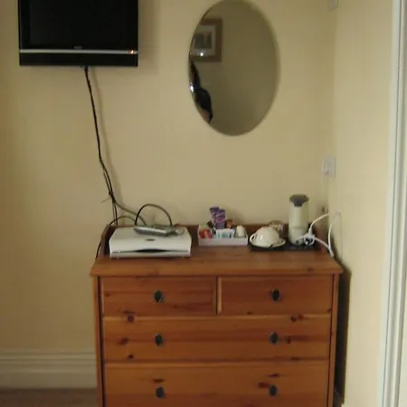 Autumn Leaves 3* Whitby