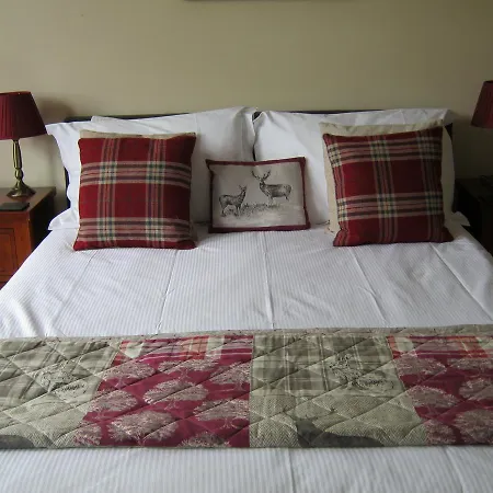 Autumn Leaves 4* Whitby