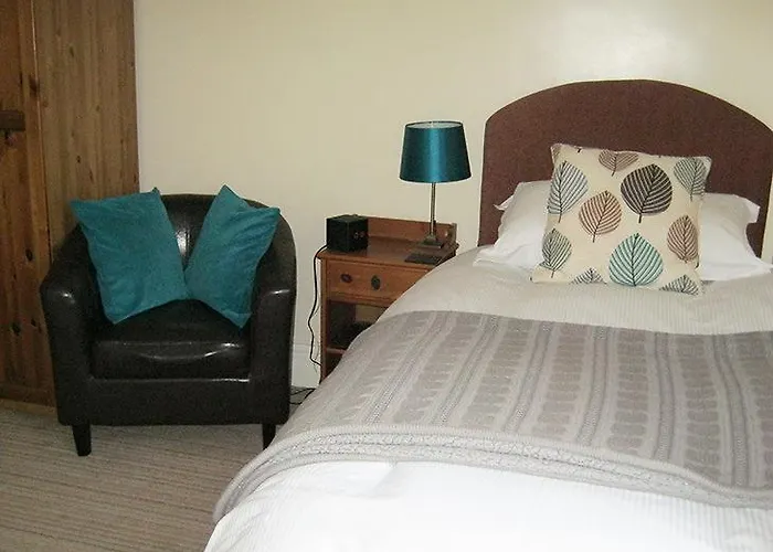 Guest house Autumn Leaves 3*