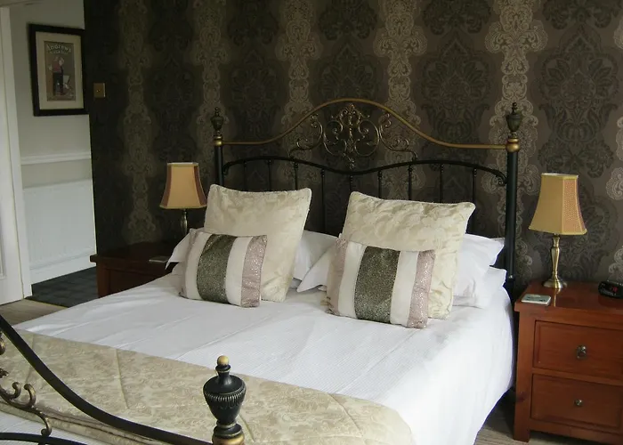 Autumn Leaves Whitby